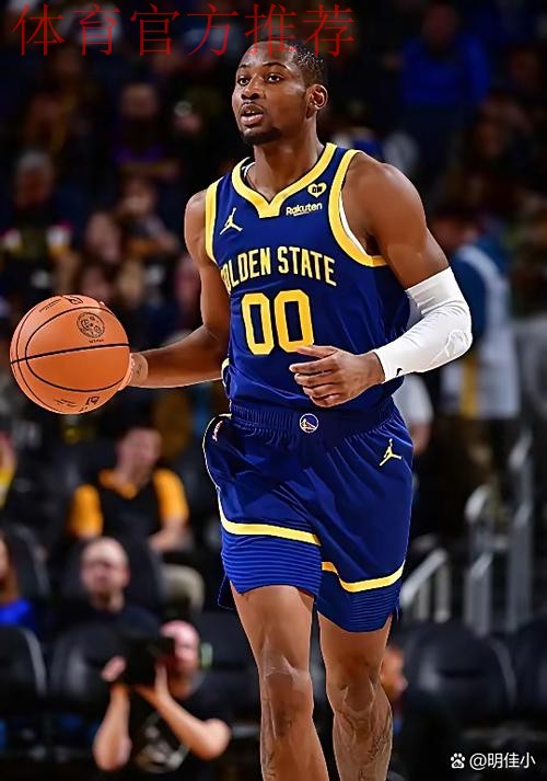 库里外线回传助攻 希尔德底角中三分